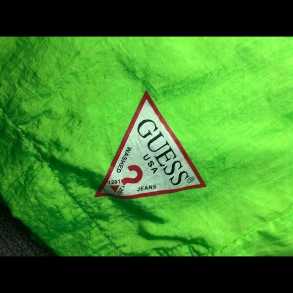 Guess shorts (M) - Picture 4 of 4